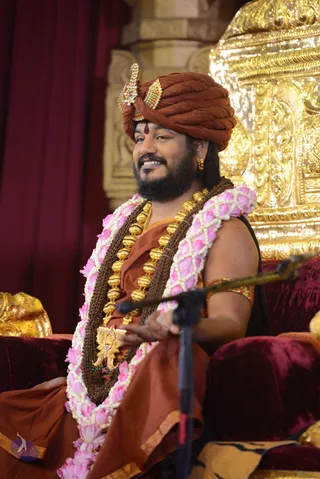 01-NITHYA-SATSANG_Photo_1041_DSC_6338_CMP_WM