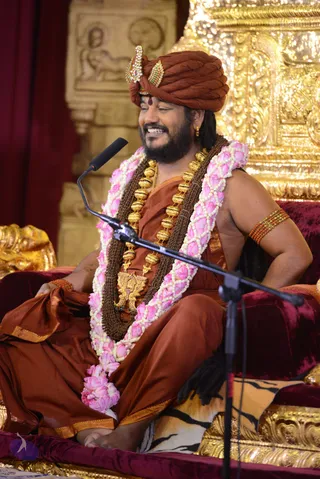 01-NITHYA-SATSANG_Photo_1064_DSC_6381_CMP_WM