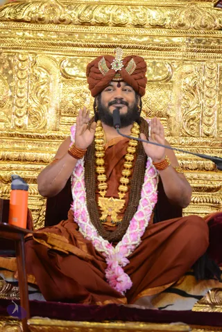 01-NITHYA-SATSANG_Photo_1072_DSC_6391_CMP_WM