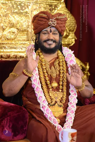 01-Nithya-Satsang_Photo_1014_DSC_9455_CMP_WM