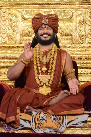 02-Kalpataru-Darshan_Photo_1012_DSC_9871_CMP_WM(1)