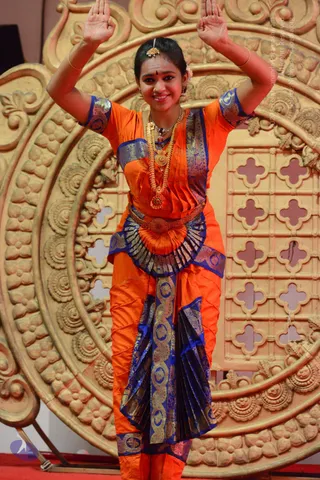 04-Culturals_Photo_1001_DSC_0420_CMP_WM