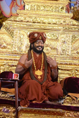 1-NITHYA-SATSANG_Photo_1068_DSC_1792_CMP_WM