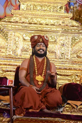 1-NITHYA-SATSANG_Photo_1070_DSC_1794_CMP_WM