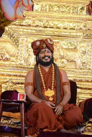 1-NITHYA-SATSANG_Photo_1071_DSC_1795_CMP_WM