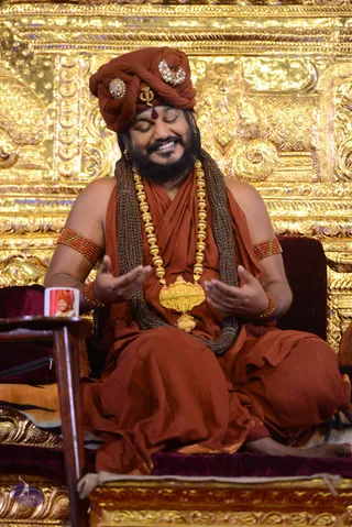 1-NITHYA-SATSANG_Photo_1119_DSC_1847_CMP_WM