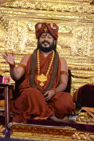 1-NITHYA-SATSANG_Photo_1127_DSC_1855_CMP_WM