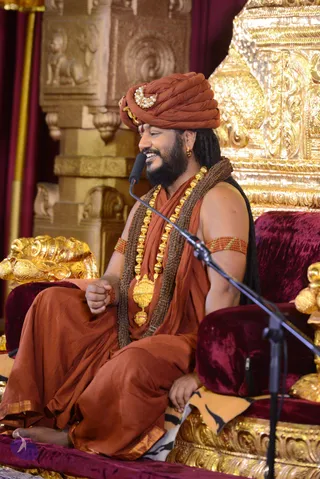 1-NITHYA-SATSANG_Photo_1204_DSC_1975_CMP_WM