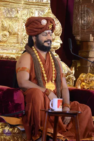 2-NITHYA-SATSANG_Photo_1012_DSC_1682_CMP_WM
