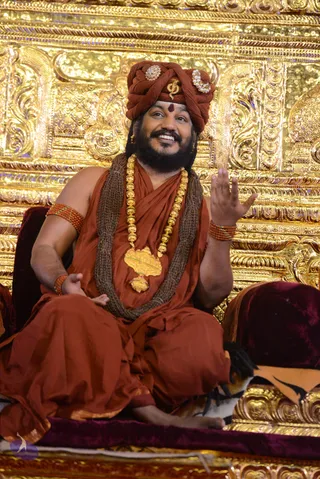 2-NITHYA-SATSANG_Photo_1093_DSC_1818_CMP_WM