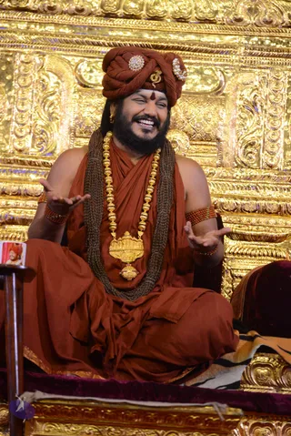 2-NITHYA-SATSANG_Photo_1165_DSC_1897_CMP_WM