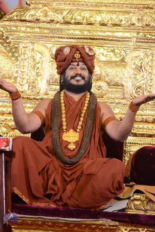 2-NITHYA-SATSANG_Photo_1185_DSC_1922_CMP_WM