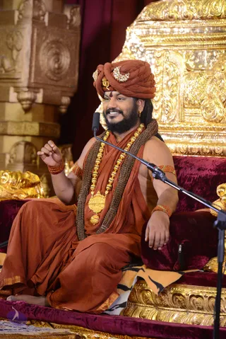 2-NITHYA-SATSANG_Photo_1197_DSC_1973_CMP_WM