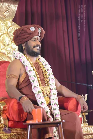 01-Nithya-Satsang_Photo_1008_DSC_6580_CMP_WM