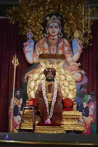 01-Nithya-Satsang_Photo_1022_DSC_6607_CMP_WM