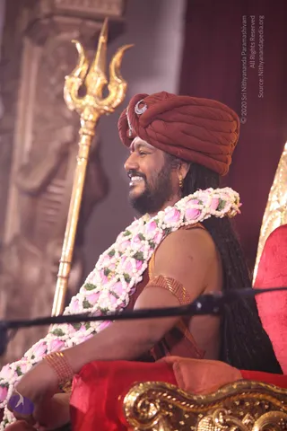 01-Nithya-Satsang_Photo_1042_IMG_6061_CMP_WM