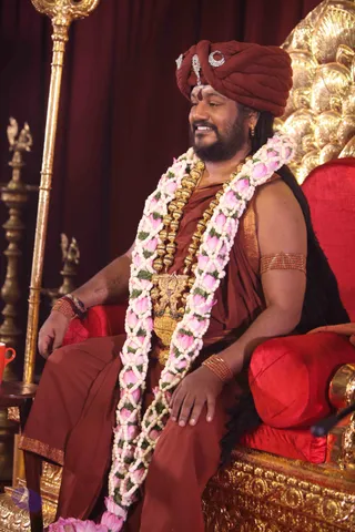 01-Nithya-Satsang_Photo_1043_IMG_6065_CMP_WM