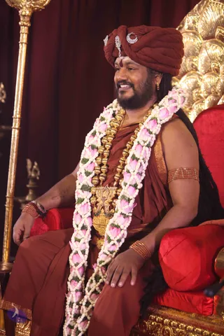 01-Nithya-Satsang_Photo_1044_IMG_6066_CMP_WM