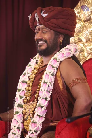 01-Nithya-Satsang_Photo_1050_IMG_6107_CMP_WM