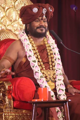 01-Nithya-Satsang_Photo_1057_IMG_6190_CMP_WM