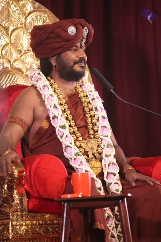 01-Nithya-Satsang_Photo_1061_IMG_6205_CMP_WM