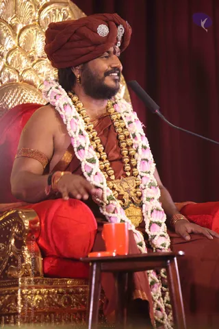 01-Nithya-Satsang_Photo_1062_IMG_6206_CMP_WM
