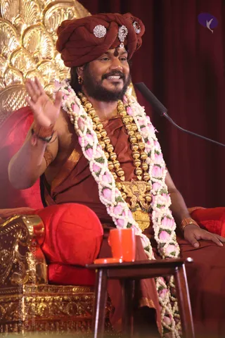 01-Nithya-Satsang_Photo_1063_IMG_6207_CMP_WM