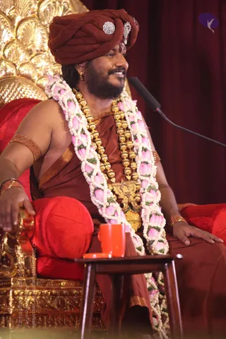 01-Nithya-Satsang_Photo_1065_IMG_6209_CMP_WM