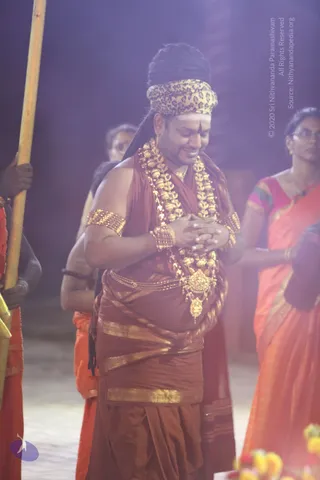 01-SHIVA-DEEKSHA_Photo_1002_IMG_0405_CMP_WM