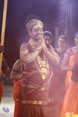 01-SHIVA-DEEKSHA_Photo_1010_IMG_0413_CMP_WM
