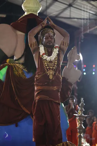 01-SHIVA-DEEKSHA_Photo_1074_IMG_0674_CMP_WM