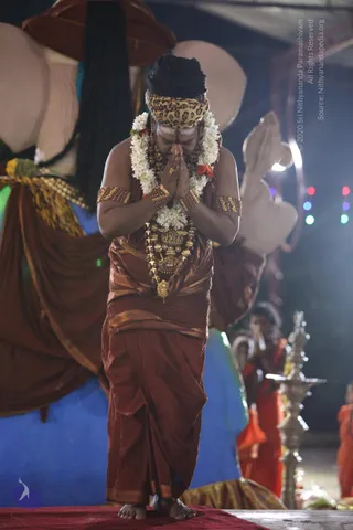 01-SHIVA-DEEKSHA_Photo_1076_IMG_0676_CMP_WM