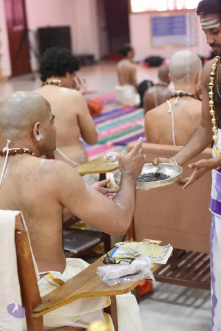 1-Shivadeeksha-Level1_Photo_1018_DSC_9276_CMP_WM