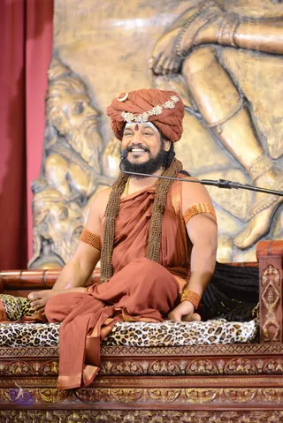 1-NITHYA-SATSANG_Photo_1052_DSC_0250_CMP_WM