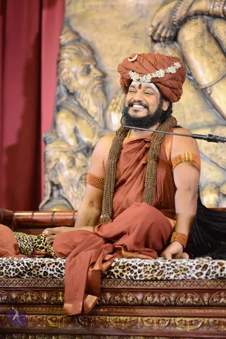 1-NITHYA-SATSANG_Photo_1057_DSC_0255_CMP_WM