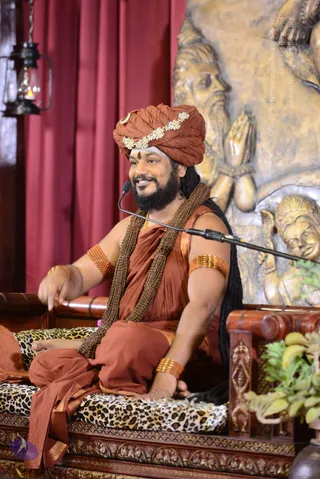 1-NITHYA-SATSANG_Photo_1062_DSC_0268_CMP_WM