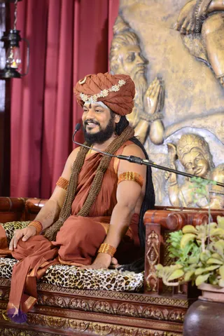 1-NITHYA-SATSANG_Photo_1066_DSC_0272_CMP_WM