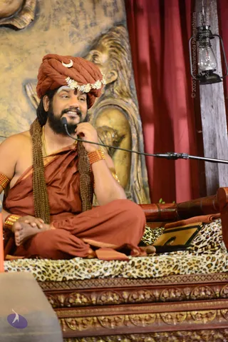 1-NITHYA-SATSANG_Photo_1094_DSC_0401_CMP_WM