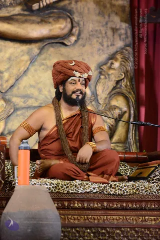 1-NITHYA-SATSANG_Photo_1099_DSC_0407_CMP_WM