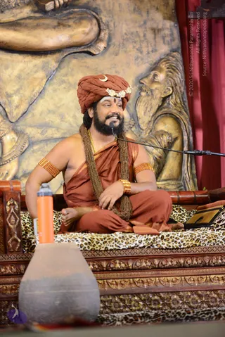 1-NITHYA-SATSANG_Photo_1101_DSC_0409_CMP_WM