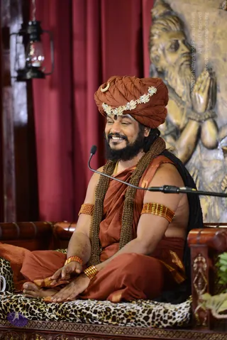 1-NITHYA-SATSANG_Photo_1114_DSC_0442_CMP_WM