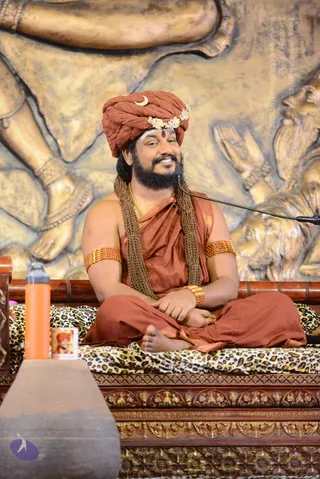 1-NITHYA-SATSANG_Photo_1118_DSC_0470_CMP_WM