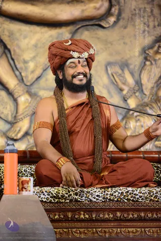 1-NITHYA-SATSANG_Photo_1119_DSC_0471_CMP_WM