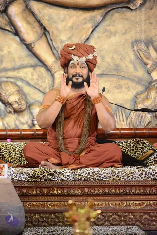 1-NITHYA-SATSANG_Photo_1126_DSC_0478_CMP_WM