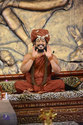 1-NITHYA-SATSANG_Photo_1129_DSC_0481_CMP_WM