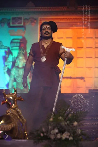 1-SPECIAL-DARSHAN_Photo_1021_IMG_3385_CMP_WM