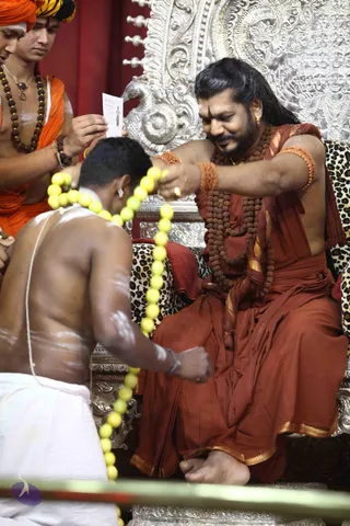 3-SHIVA-DEEKSHA_Photo_1009_IMG_2783_CMP_WM