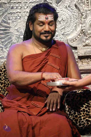 03-SHIVA-DEEKSHA-KALPATARU_Photo_1004_7T7A3861_CMP_WM