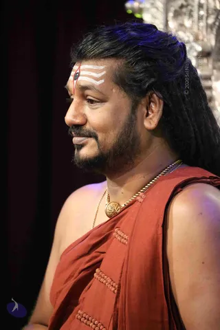 03-SHIVA-DEEKSHA-KALPATARU_Photo_1009_7T7A3892_CMP_WM