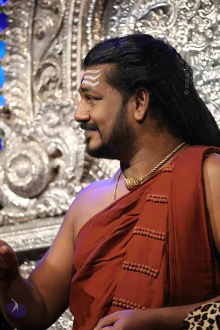 03-SHIVA-DEEKSHA-KALPATARU_Photo_1010_7T7A3897_CMP_WM